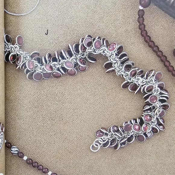 Silpada Sterling Silver Garnet Stone Cha Cha Bracelet B1049 - Picture 10 of 16